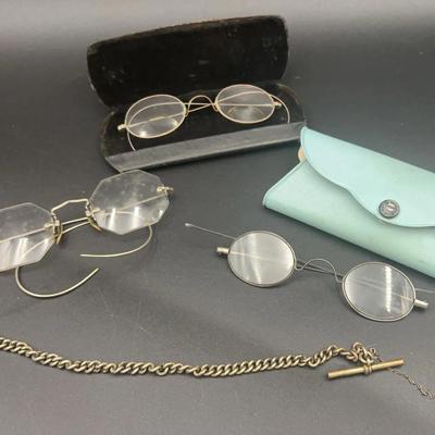 Vintage Eye Glasses And Chain