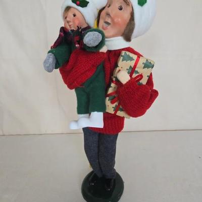 Traditional Father With Son, Byers Choice Carolers (Signed)