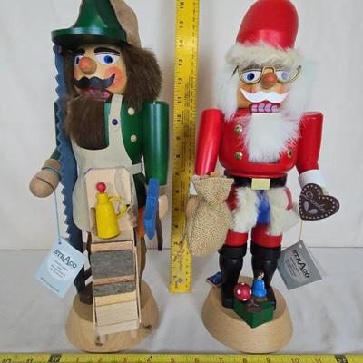 StrAco Nutcrackers 