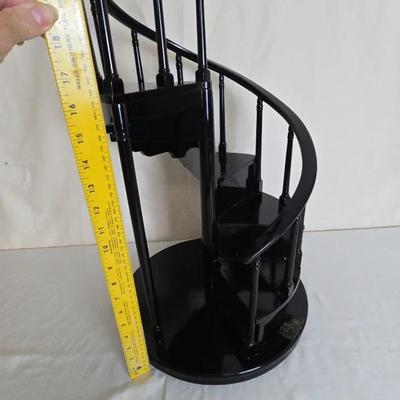 Winding staircase forByers Choice Carolers 
