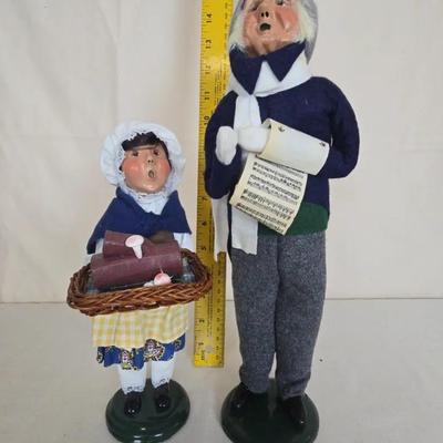 Byers Choice Carolers Girl & Man
