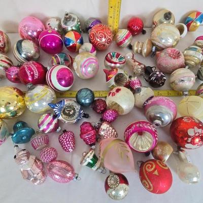 Large lot of\nAntique and vintage collectible ornaments