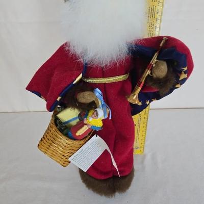 Buyer's choice caroler. Le Pe`re Noel