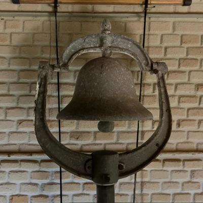 Vintage Cast Aluminum Dinner Bell 