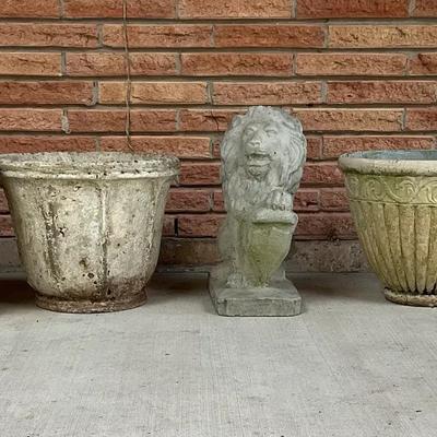 Lion , Artichoke & Planters 