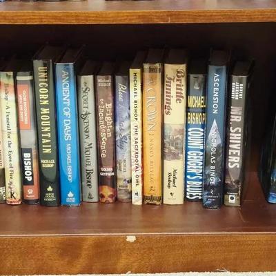 Collection of 26 Sci Fi Books Including Michael Bishop