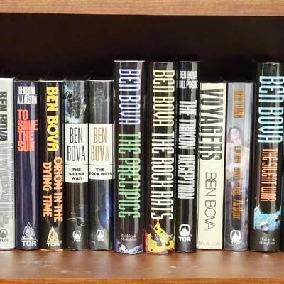 Collection of 26 Sci Fi Books Including Ben Bova
