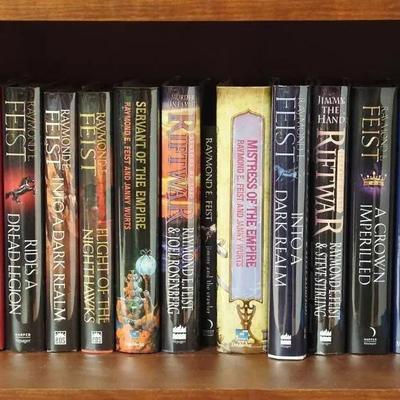 Collection of 21 Sci Fi Books Including Raymond E. Feist