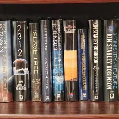 Collection of 20 Sci Fi Books Including Kim Stanley Robinson 