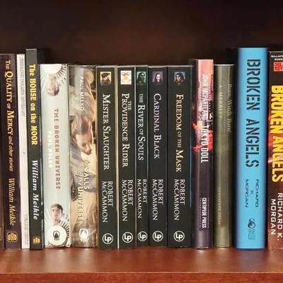 Collection of 32 Sci Fi Books Including Robert McCammon