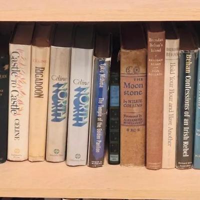 Collection of 26 Mystery and Sci Fi Books Including Erle Stanley Gardner