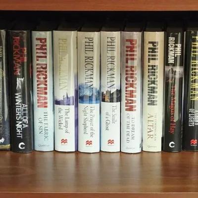 Collection of 22 Sci Fi Books Including Phil Rickman