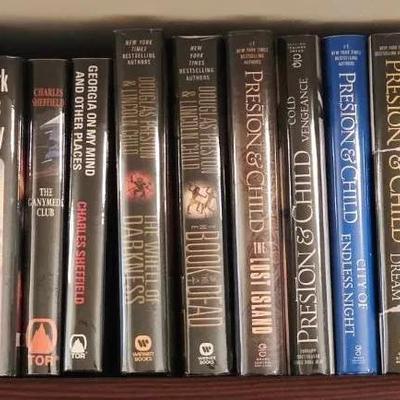 Collection of 30 Sci Fi Books Including Charles Sheffield