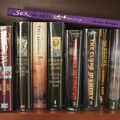Collection of 16 Sci Fi Books Including Guy Gavriel Kay