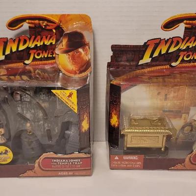 2 Indiana Jones Raiders of The Lost Ark Action Figures 