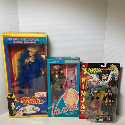 Vanna White, Breathless Mahoney And Ninja Psylocke Figures