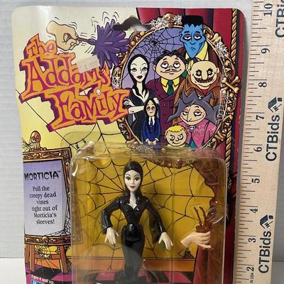 MORTICIA Action Figure The Addams Family 1992