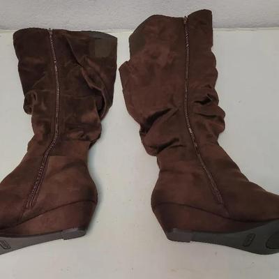 Comfortview Womens 12WW Brown Suede Tamara Boots 