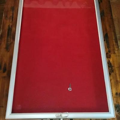 Locking Display Case with Two Keys By AllState MFG. Co. #1