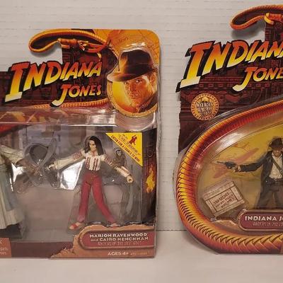 2 Indiana Jones & Marion Ravenwood Action Figures 