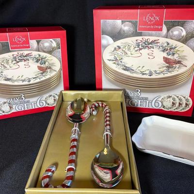 Lenox “Winter Greetings” Plates NIB