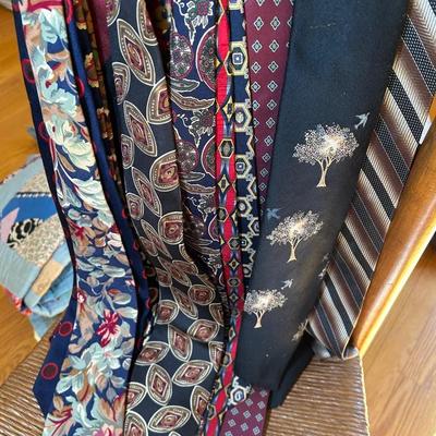 Nice Assortment Of Men’s Ties 