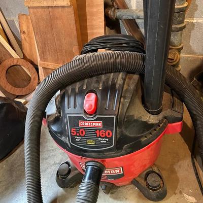 Craftsman 12 Gallon Shop Vacuum With Accessories 