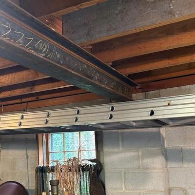 24’ Aluminum Extension Ladder 