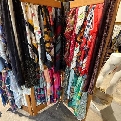 Sale Photo Thumbnail #161