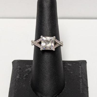 Sale Photo Thumbnail #541