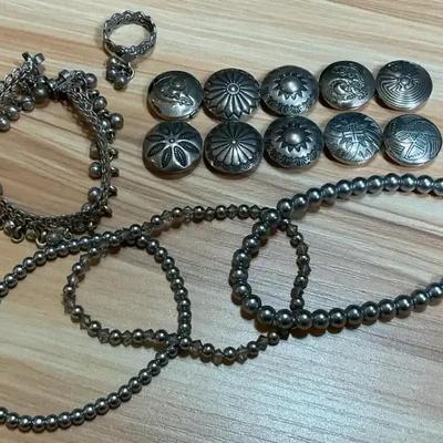 Button covers bracelets