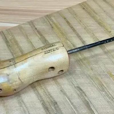 Redhead wooden shoe stretcher
