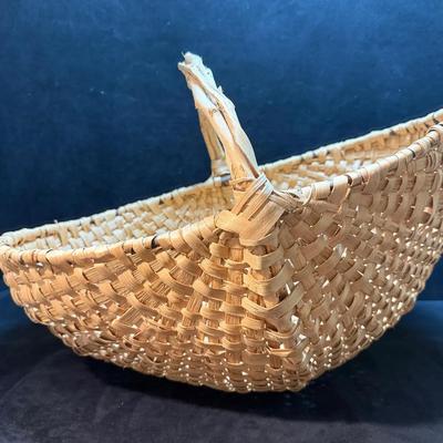 Rustic large buttocks basket handmade