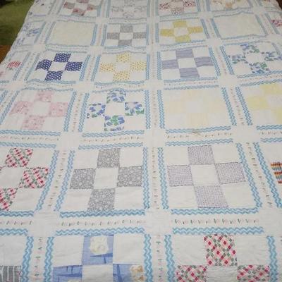 Handcrafted Quilt Approx 82×64