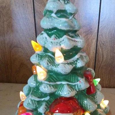 Lighted Ceramic Tree. Works Approx 10 Inches Tall