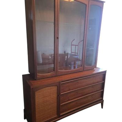 Vintage Lane China Cabinet