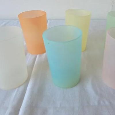 Lot Of 10 Vintage Tupperware Cups Small And Large
