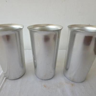 Vintage Anodized Aluminum Tumblers Set Of 3 Rainbow Brand