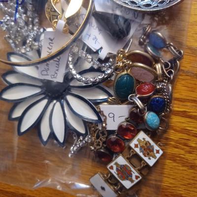 Sale Photo Thumbnail #524