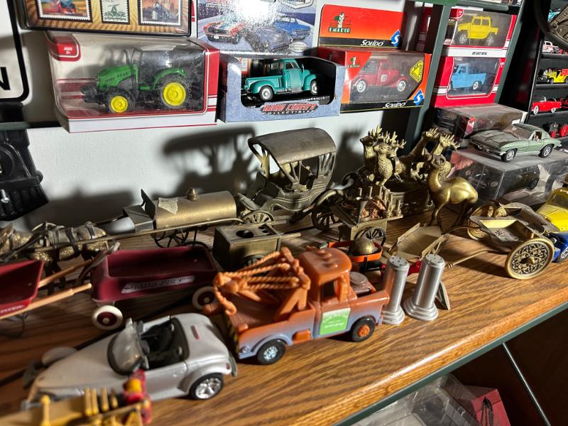 Sale Photo Thumbnail #39