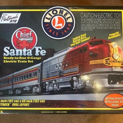 Lionel Santa Fe Train Set (WITH BOX)
