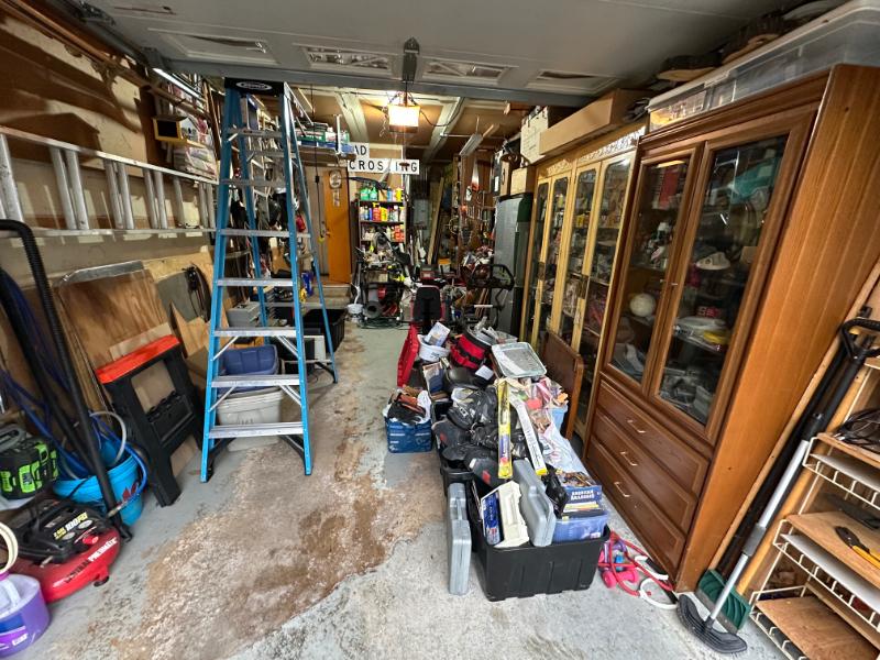 Sale Photo Thumbnail #63