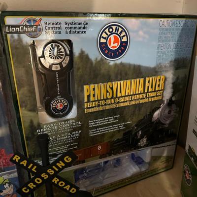 Lionel Pennsylvania Flyer Train Set (WITH BOX)