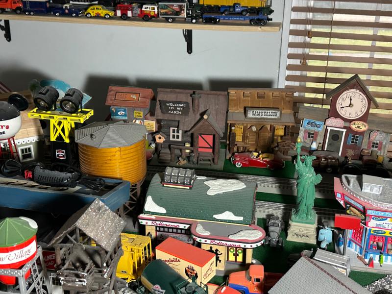 Sale Photo Thumbnail #32