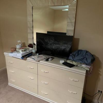 Sale Photo Thumbnail #110