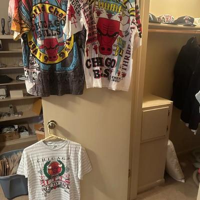 Vintage Chicago Bullks Graphic T-Shirts