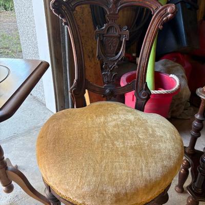 antique parlor chair $125