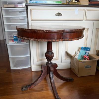 Sale Photo Thumbnail #5: Vintage Table