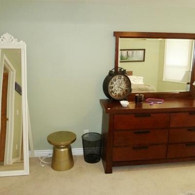 Sale Photo Thumbnail #50