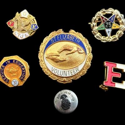 Service Badges And Other Small Pins